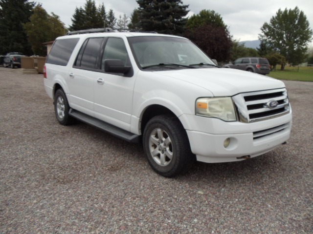 photo of 2010 Ford Expedition EL XLT 4WD 8 Passenger