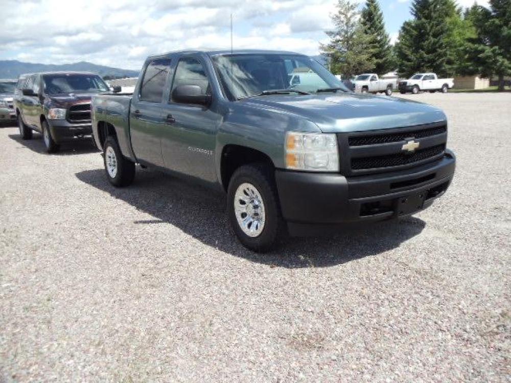 2009 Blue /Gray Chevrolet Silverado 1500 LS Crew Cab 4WD (3GCEK13C59G) with an 4.8L V8 OHV 16V engine, 4-Speed Automatic transmission, located at 5465 Highway 2 W., Columbia Falls, MT, 59912, (406) 892-4407, 48.352188, -114.240929 - Photo #0