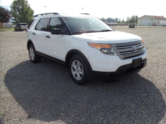 photo of 2014 Ford Explorer Base 4WD 7 Passenger