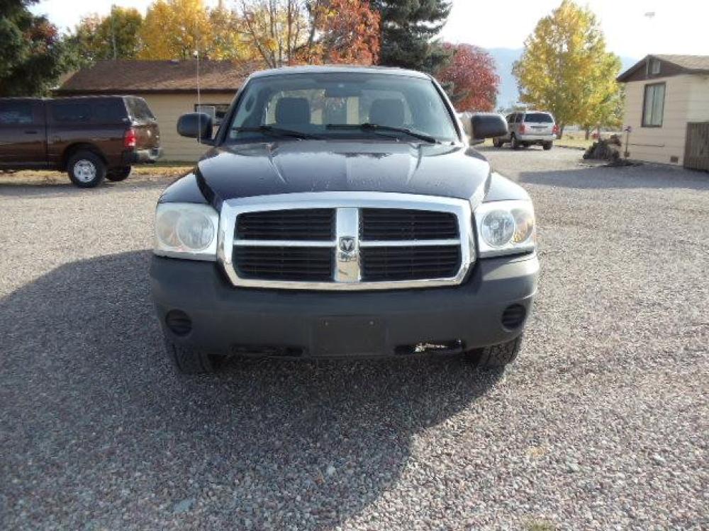 2007 Blue /Gray Dodge Dakota ST Club Cab 4WD (1D7HW22P27S) with an 4.7L V8 FFV engine, Automatic transmission, located at 5465 Highway 2 W., Columbia Falls, MT, 59912, (406) 892-4407, 48.352188, -114.240929 - Keyless entry Cruise control AC CD Tilt Wheel Power seat drivers only Power windows door locks and mirrors Near new tires - Photo #1