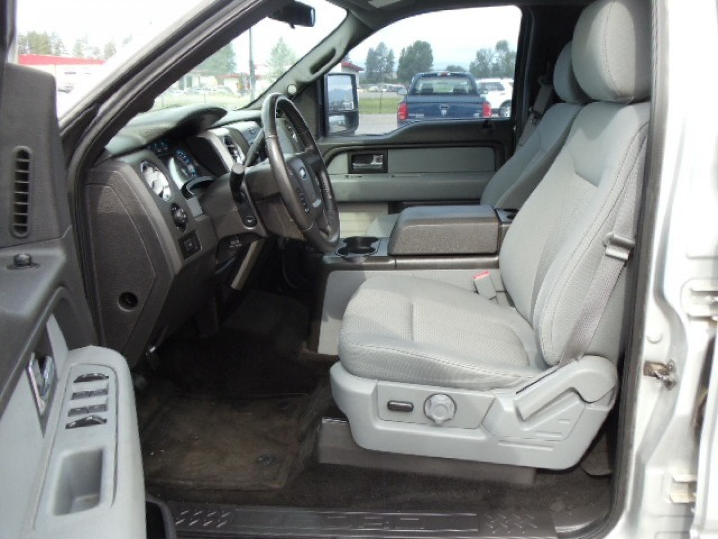 2013 Silver /Gray Ford F-150 XLT SuperCrew 4WD (1FTFW1EF3DK) with an 5.0L V8 engine, 6-Speed Automatic transmission, located at 5465 Highway 2 W., Columbia Falls, MT, 59912, (406) 892-4407, 48.352188, -114.240929 - Photo#16