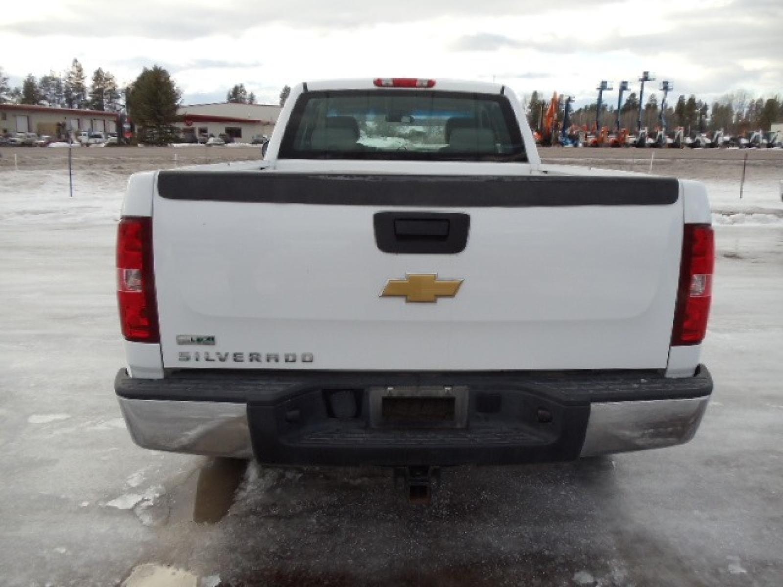 2012 White /Gray Chevrolet Silverado 1500 Work Truck Ext. Cab 4WD (1GCRKPE06CZ) with an 5.3L V8 OHV 16V FFV engine, 4-Speed Automatic transmission, located at 5465 Highway 2 W., Columbia Falls, MT, 59912, (406) 892-4407, 48.352188, -114.240929 - This truck was previously owned by the federal government so it has been well maintained and taken care of. The truck is clean inside and out with good tires and low actual miles. This is the Quad Door Long Box. - Photo #5