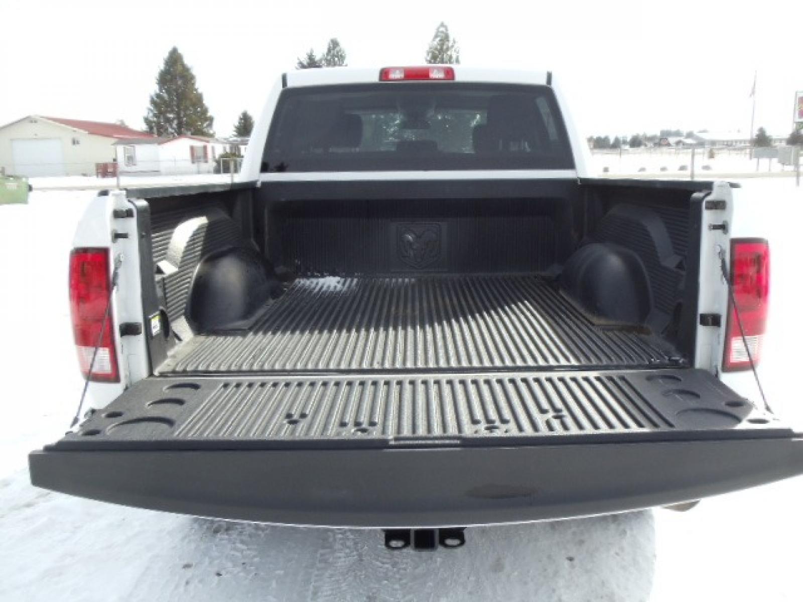 2017 White /Gray RAM 1500 Tradesman Crew Cab SWB 4WD (1C6RR7KG0HS) with an 3.6L V6 DOHC 24V FFV engine, 8A transmission, located at 5465 Highway 2 W., Columbia Falls, MT, 59912, (406) 892-4407, 48.352188, -114.240929 - This truck was previously owned by the federal government so it has been well maintained and taken care of. The truck is very clean inside and out with good tires and low miles. - Photo #7