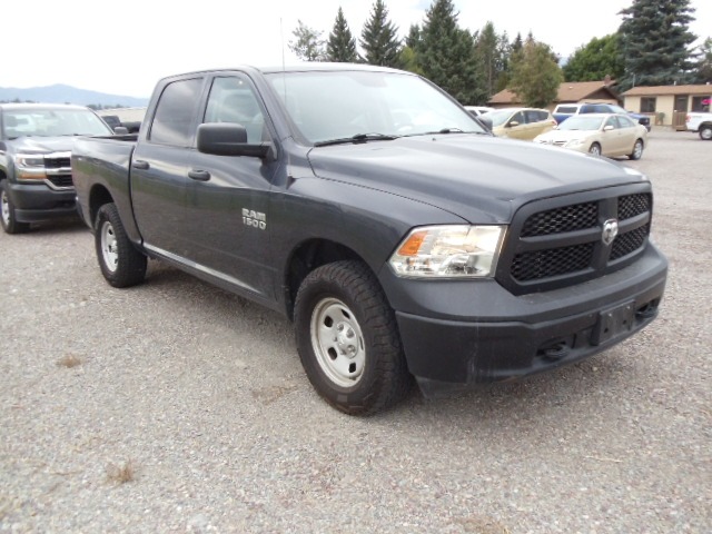 photo of 2018 RAM 1500 Tradesman Crew Cab SWB 4WD