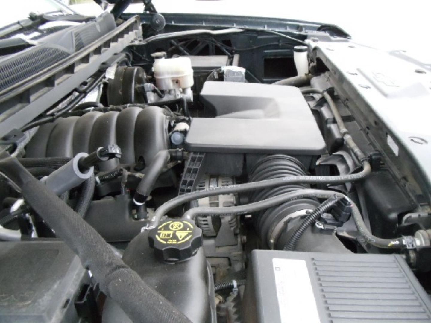 2017 Gray /Gray Chevrolet Silverado 1500 Work Truck Double Cab 4WD (1GCVKNEH2HZ) with an 4.3L V6 OHV 12V engine, 6A transmission, located at 5465 Highway 2 W., Columbia Falls, MT, 59912, (406) 892-4407, 48.352188, -114.240929 - Photo#21