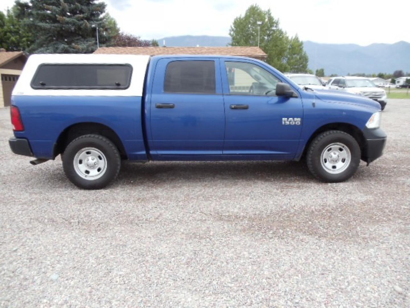 2014 Blue /Gray RAM 1500 Tradesman Crew Cab SWB 4WD (1C6RR7KG0ES) with an 3.6L V6 DOHC 24V FFV engine, 6-Speed Automatic transmission, located at 5465 Highway 2 W., Columbia Falls, MT, 59912, (406) 892-4407, 48.352188, -114.240929 - Photo#9