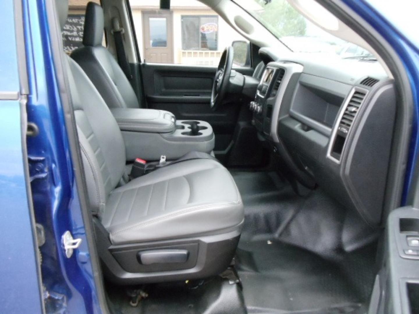 2014 Blue /Gray RAM 1500 Tradesman Crew Cab SWB 4WD (1C6RR7KG0ES) with an 3.6L V6 DOHC 24V FFV engine, 6-Speed Automatic transmission, located at 5465 Highway 2 W., Columbia Falls, MT, 59912, (406) 892-4407, 48.352188, -114.240929 - Photo#12
