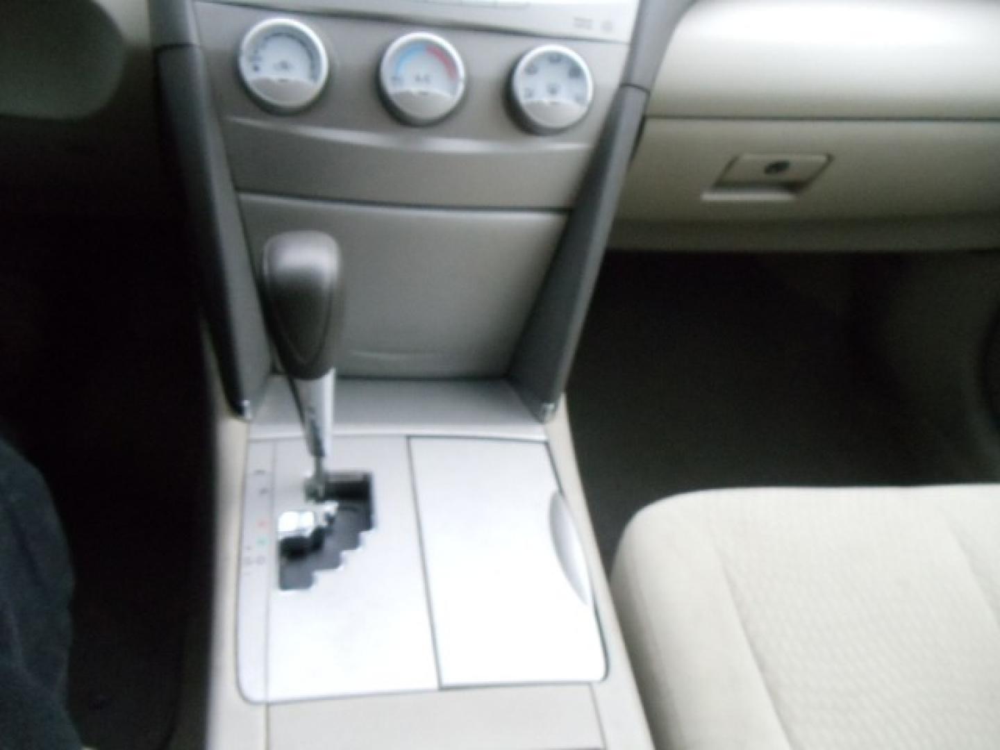 2011 Tan /Tan Toyota Camry LE (4T1BF3EKXBU) with an 2.5L L4 DOHC 16V engine, Automatic transmission, located at 5465 Highway 2 W., Columbia Falls, MT, 59912, (406) 892-4407, 48.352188, -114.240929 - Photo#15