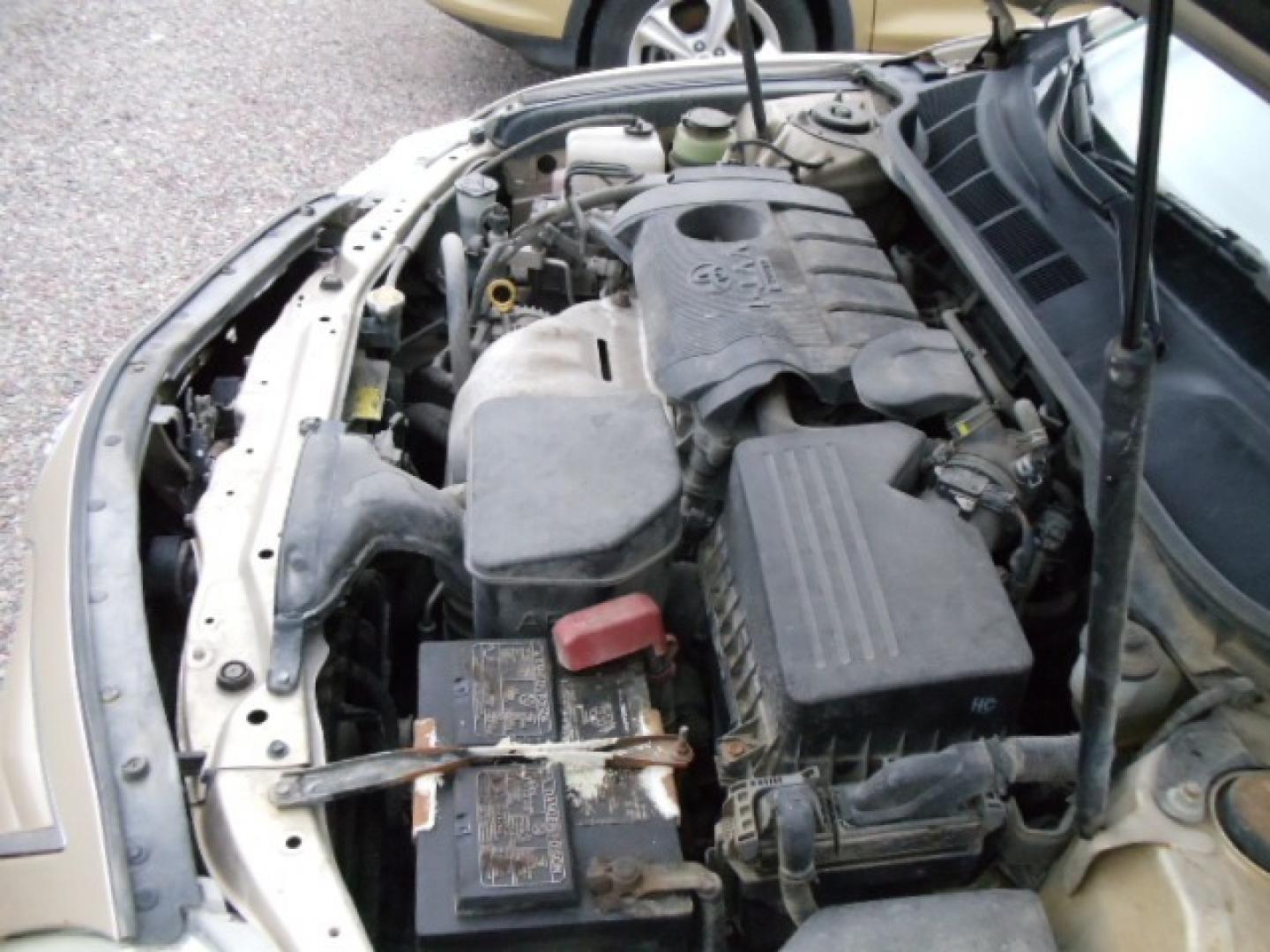 2011 Tan /Tan Toyota Camry LE (4T1BF3EKXBU) with an 2.5L L4 DOHC 16V engine, Automatic transmission, located at 5465 Highway 2 W., Columbia Falls, MT, 59912, (406) 892-4407, 48.352188, -114.240929 - Photo#18