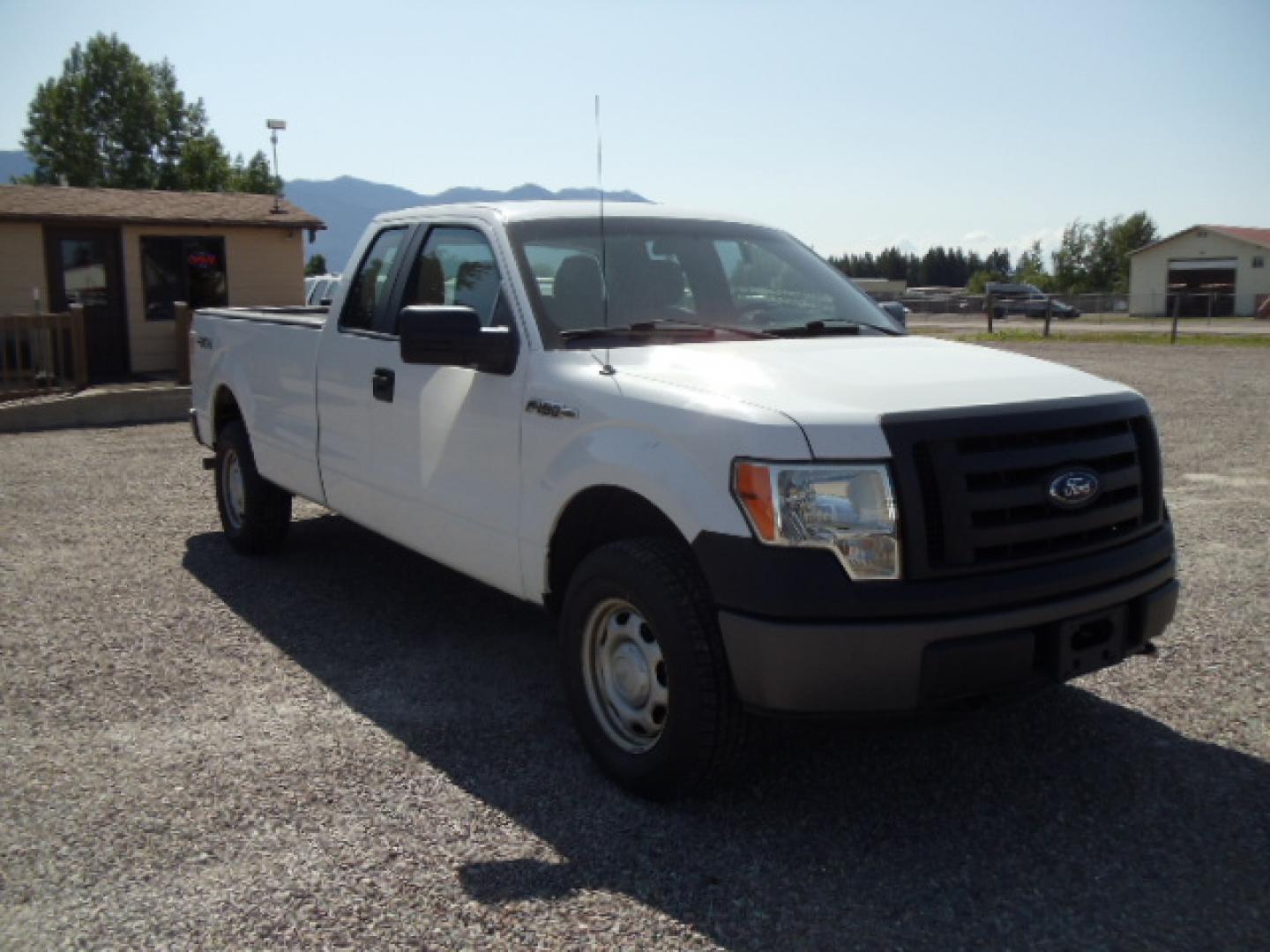2012 White /Gray Ford F-150 XL (1FTFX1EF6CK) with an 5.0L V8 engine, 6-Speed Automatic transmission, located at 5465 Highway 2 W., Columbia Falls, MT, 59912, (406) 892-4407, 48.352188, -114.240929 - Photo#0