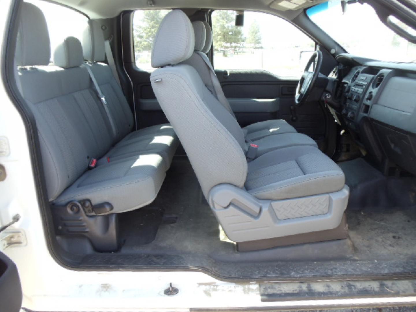 2012 White /Gray Ford F-150 XL (1FTFX1EF6CK) with an 5.0L V8 engine, 6-Speed Automatic transmission, located at 5465 Highway 2 W., Columbia Falls, MT, 59912, (406) 892-4407, 48.352188, -114.240929 - Photo#12