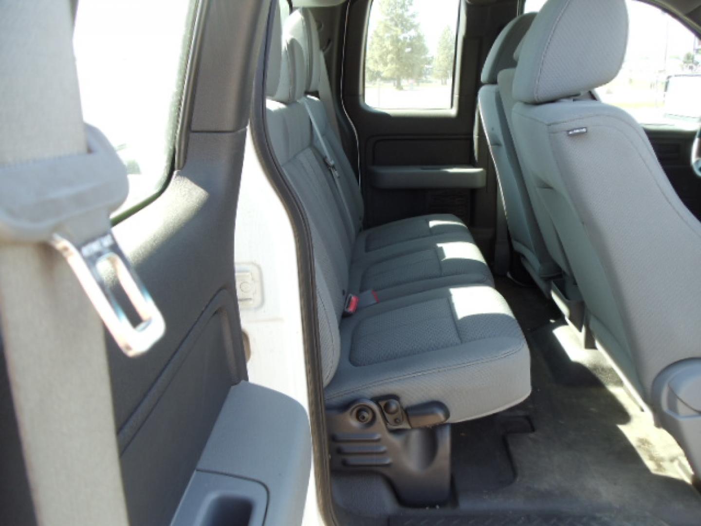 2012 White /Gray Ford F-150 XL (1FTFX1EF6CK) with an 5.0L V8 engine, 6-Speed Automatic transmission, located at 5465 Highway 2 W., Columbia Falls, MT, 59912, (406) 892-4407, 48.352188, -114.240929 - Photo#13