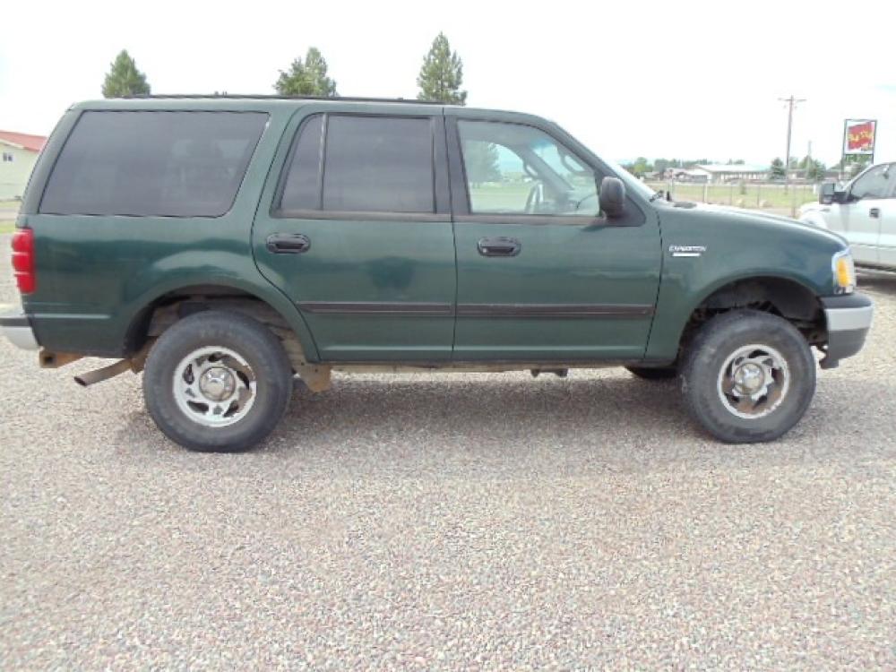 2001 Green /Silver Ford Expedition XL (1FMPU16L51L) with an 5.4LV8 engine, 4-speed electronically-controlled automatic transmission w/OD transmission, located at 5465 Highway 2 W., Columbia Falls, MT, 59912, (406) 892-4407, 48.352188, -114.240929 - 5.4LV8,Automatic,6 Passenger, Loaded, Power Seat Drivers - Photo #7